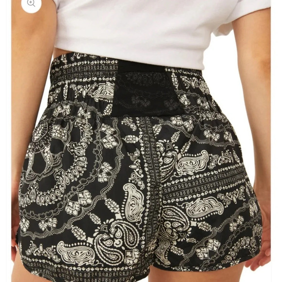 FP Movement Free People The Way Home Bandana Print Short Size XS - Picture 3 of 10